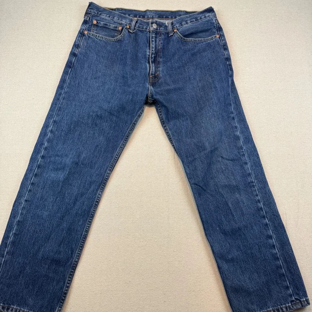 Levis 505 Regular Fit Straight Leg Jeans Mens 38x30 Medium Wash Blue Denim